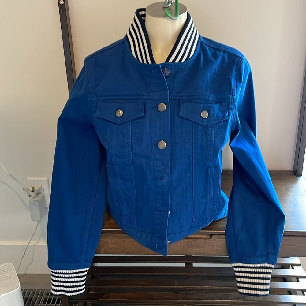 Sperry Top Sider  blue Jean jacket with ribbed cuffs and neck.